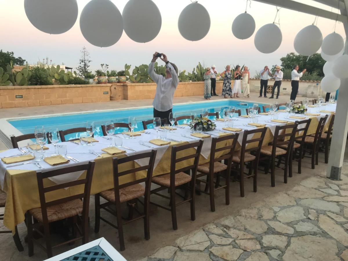 Villa Ceni - Appartamenti Con Camere, Cucina, Wc E Terrazza Sul Mare In Villa Con Piscina, Giardino E Parcheggio Маринела ди Селинунте Екстериор снимка