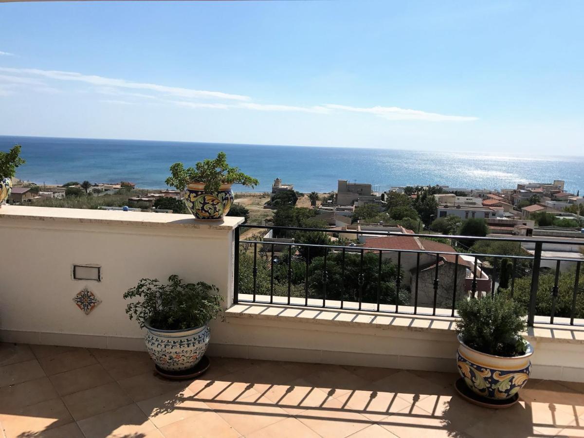 Villa Ceni - Appartamenti Con Camere, Cucina, Wc E Terrazza Sul Mare In Villa Con Piscina, Giardino E Parcheggio Маринела ди Селинунте Екстериор снимка
