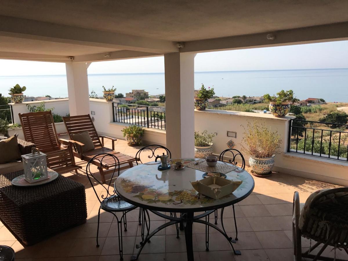 Villa Ceni - Appartamenti Con Camere, Cucina, Wc E Terrazza Sul Mare In Villa Con Piscina, Giardino E Parcheggio Маринела ди Селинунте Екстериор снимка