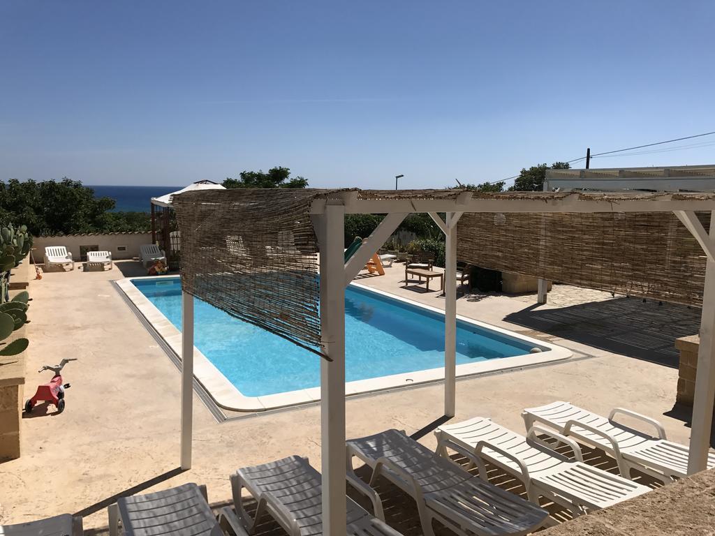 Villa Ceni - Appartamenti Con Camere, Cucina, Wc E Terrazza Sul Mare In Villa Con Piscina, Giardino E Parcheggio Маринела ди Селинунте Екстериор снимка